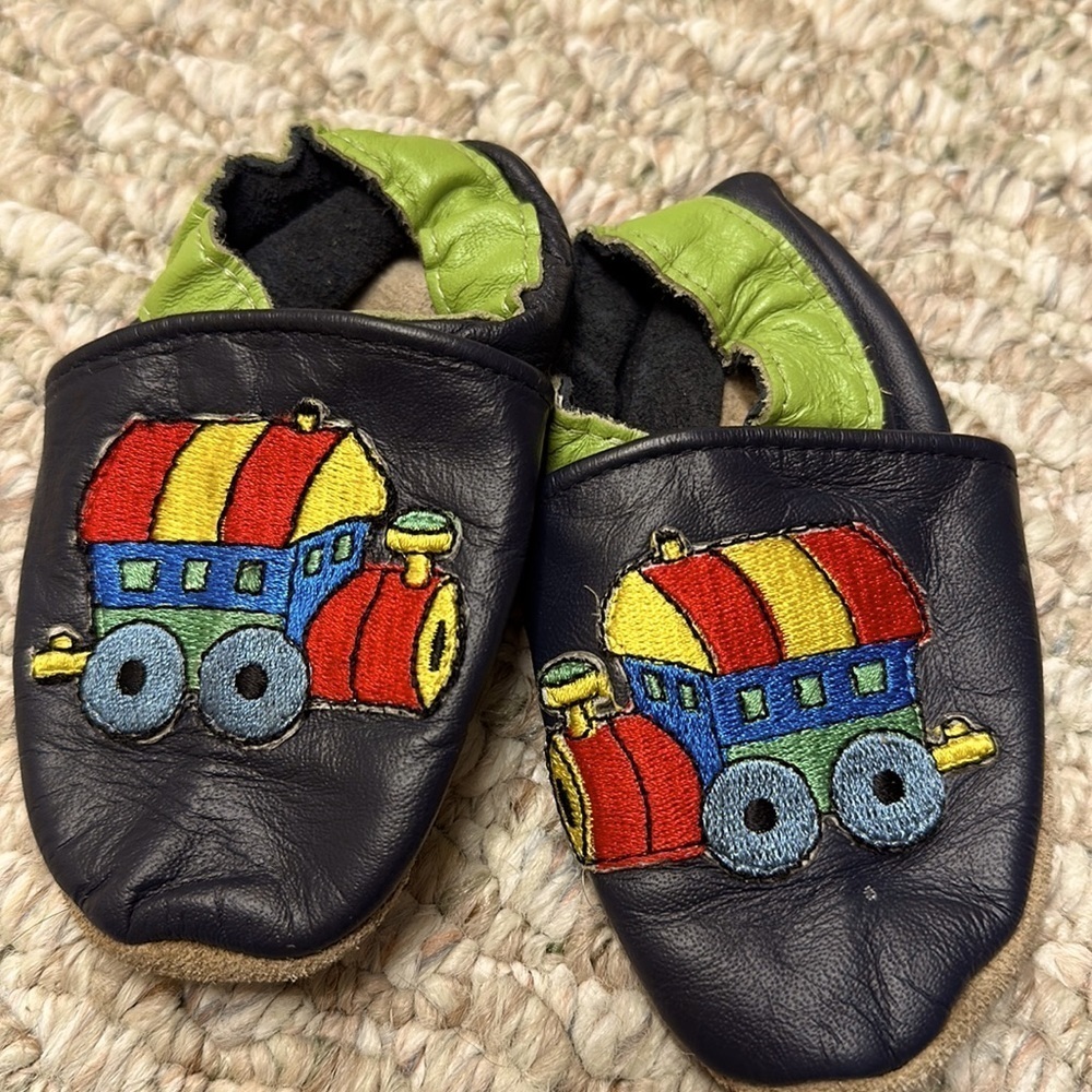 Lil Jo’s baby slippers with train 3-6 mos